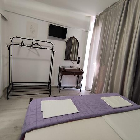 Lions 2 Studios & Apartments, Poros Island. Poros Town Luaran gambar