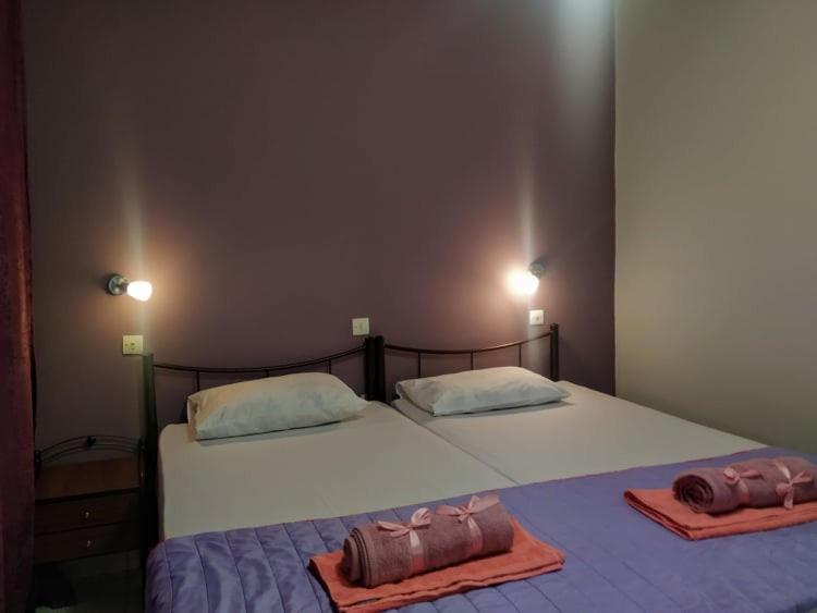 Lions 2 Studios & Apartments, Poros Island. Poros Town Luaran gambar