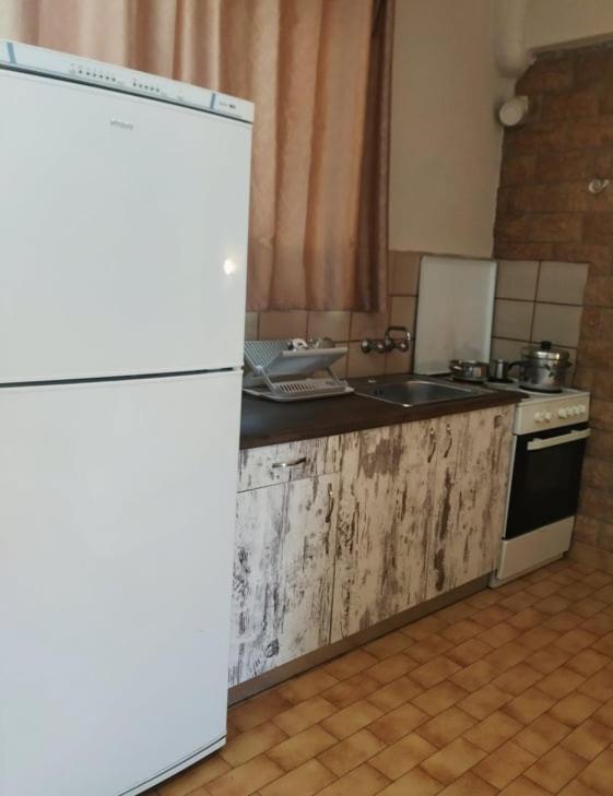 Lions 2 Studios & Apartments, Poros Island. Poros Town Luaran gambar