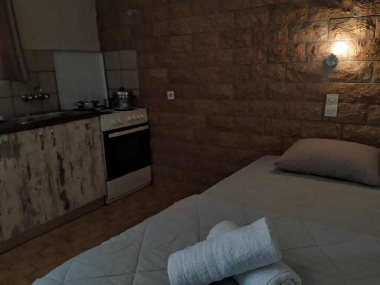 Lions 2 Studios & Apartments, Poros Island. Poros Town Luaran gambar