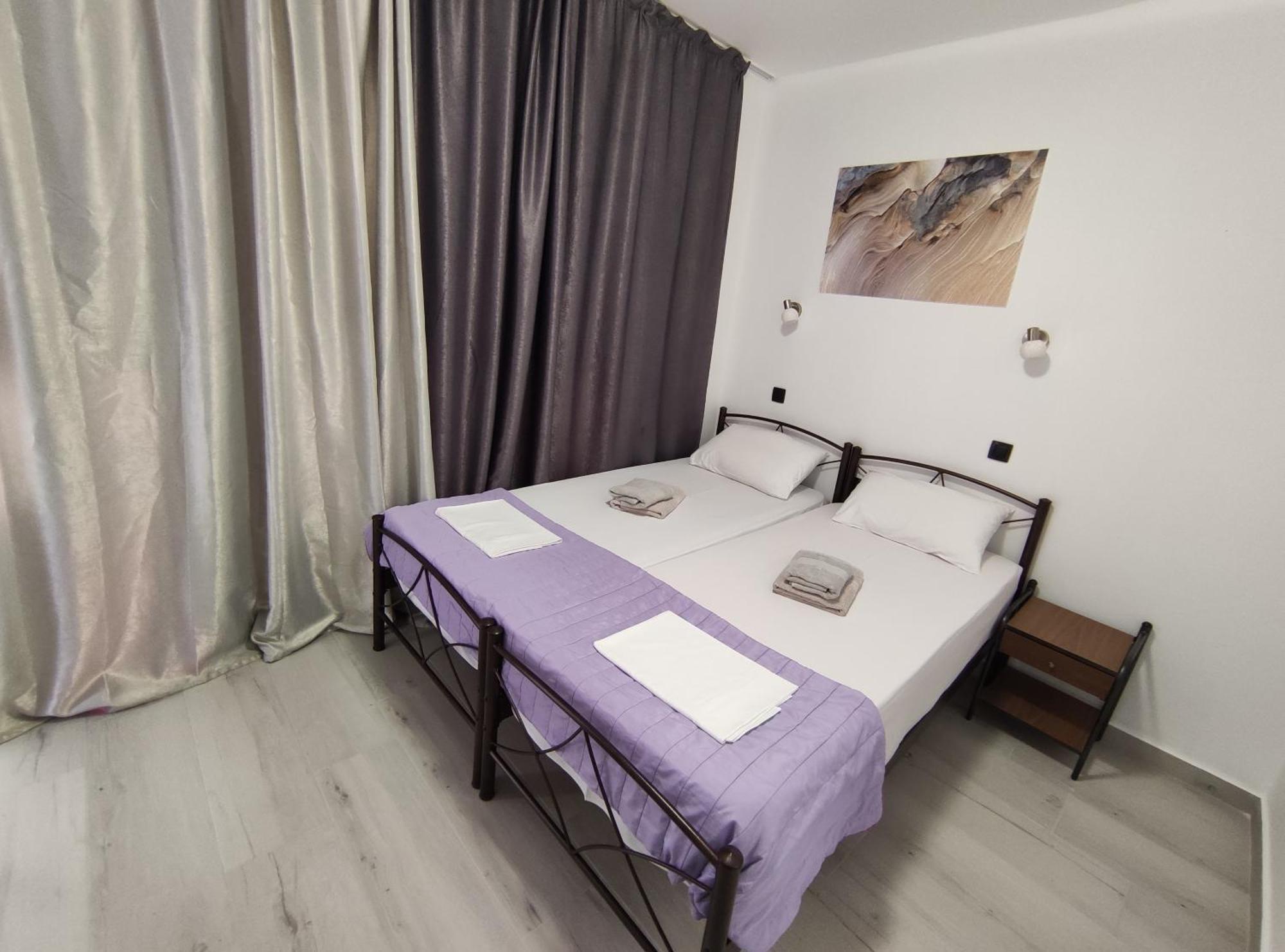 Lions 2 Studios & Apartments, Poros Island. Poros Town Luaran gambar