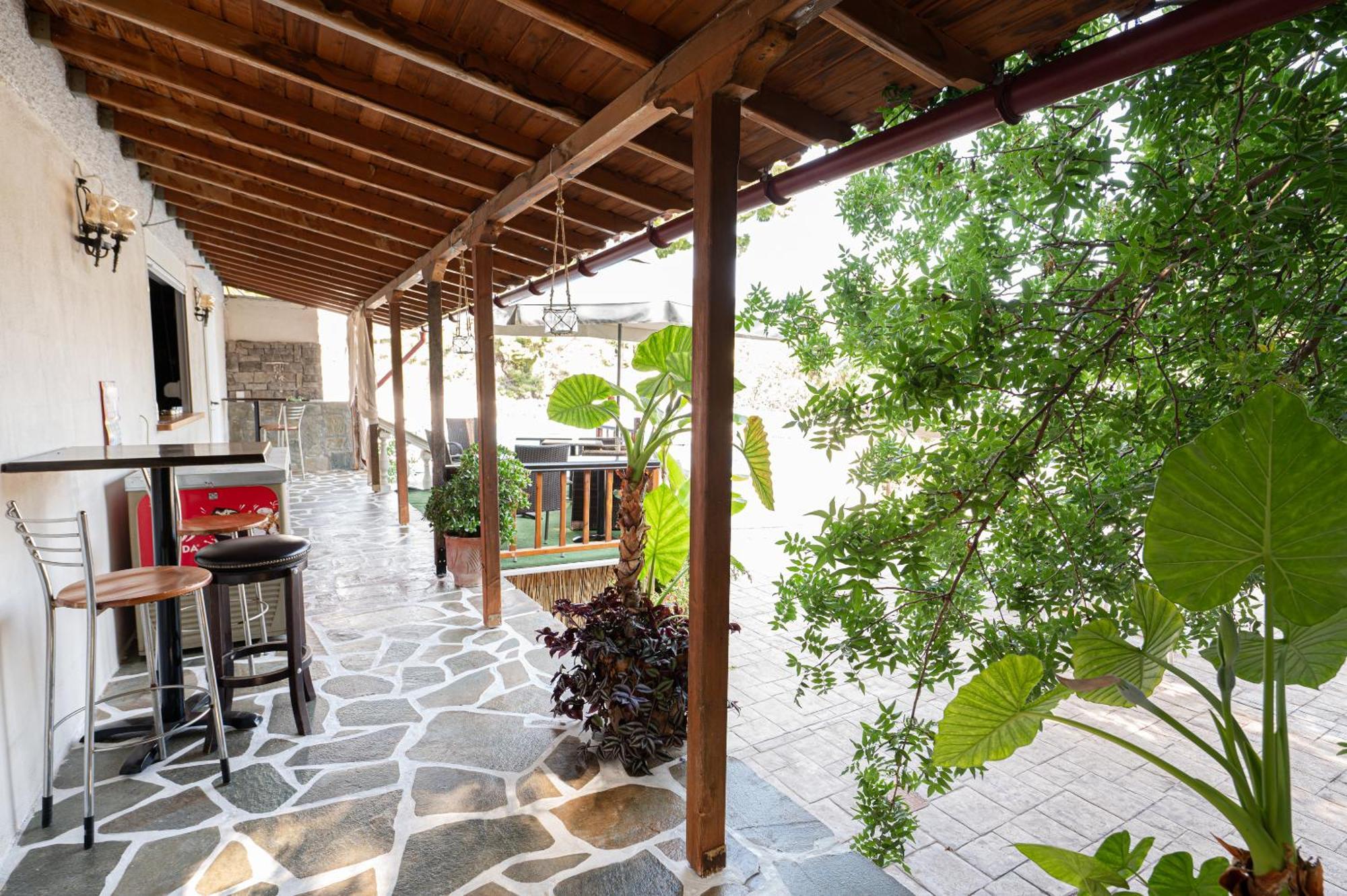 Lions 2 Studios & Apartments, Poros Island. Poros Town Luaran gambar